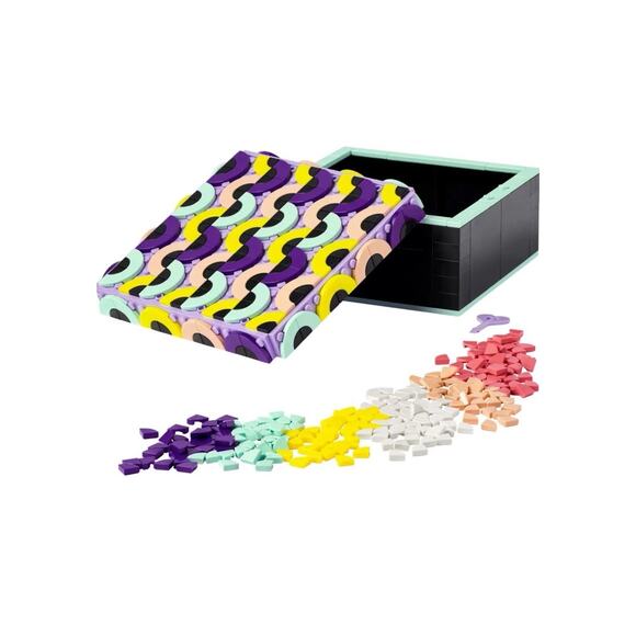 LEGO DOTS Big Box (41960) 7+ 479 Pieces Create Your Own Designs - Picture 3 of 8